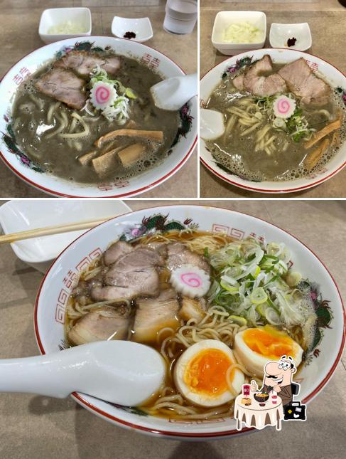 町のラーメン屋　織しげ